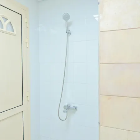 Modern & New Furnished Apartments - 10 Mins Drive To Beach Buraidah Bagian luar foto