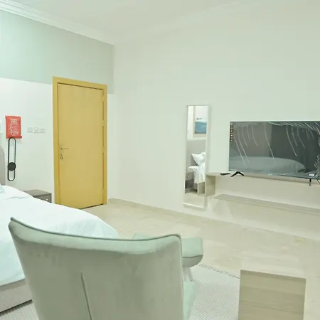 Modern & New Furnished Apartments - 10 Mins Drive To Beach Buraidah Bagian luar foto
