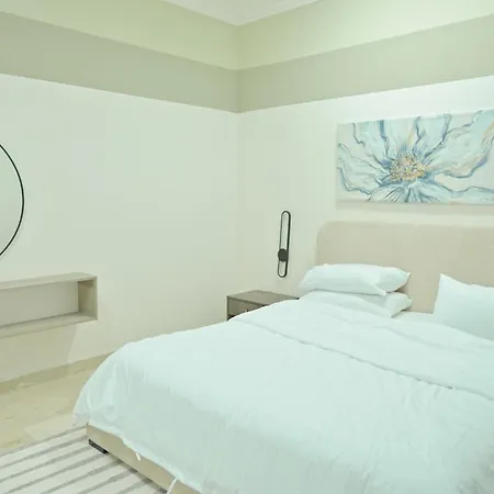 Modern & New Furnished Apartments - 10 Mins Drive To Beach Buraidah Bagian luar foto