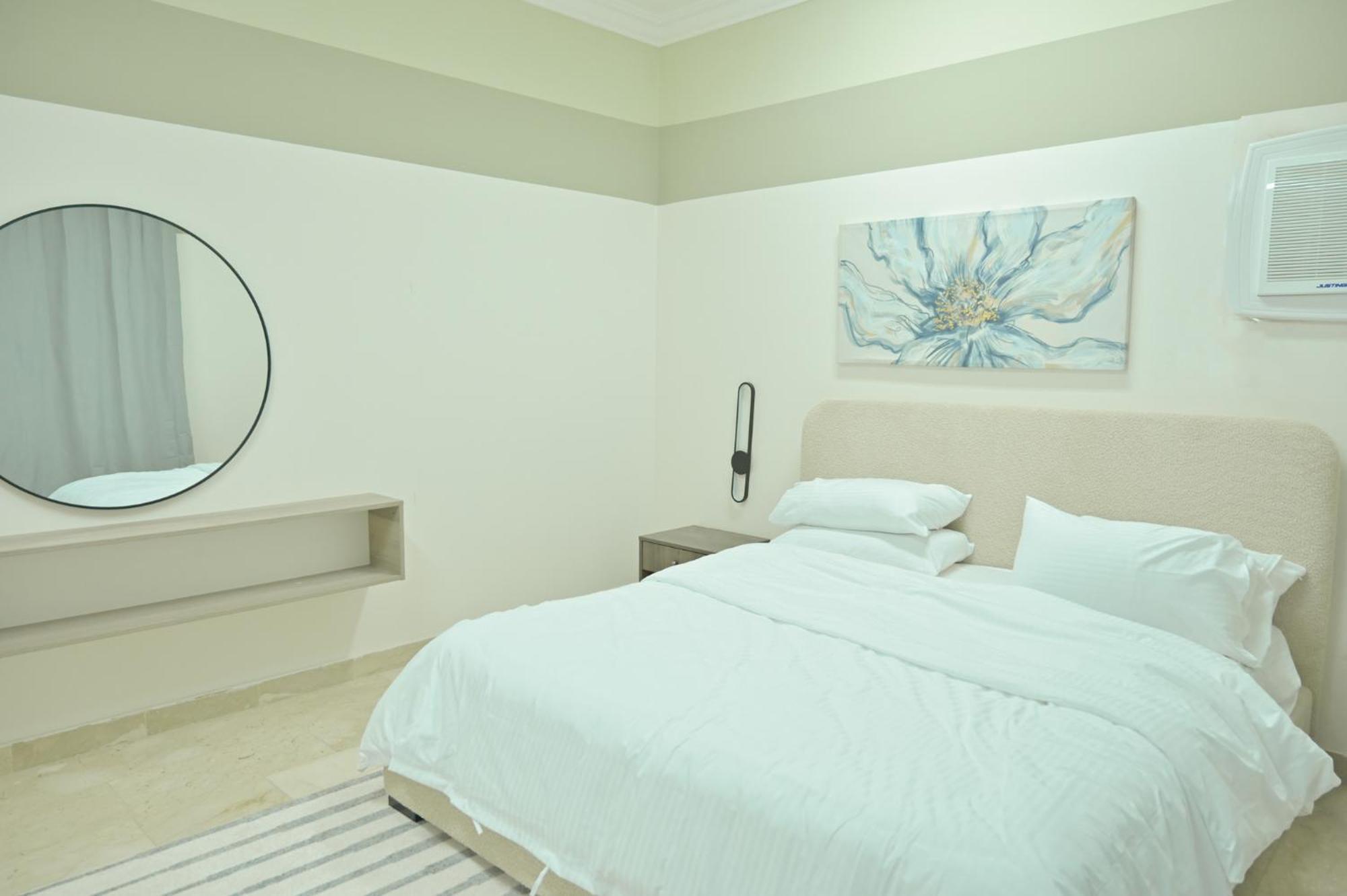 Modern & New Furnished - 10 Mins Drive To * Buraidah