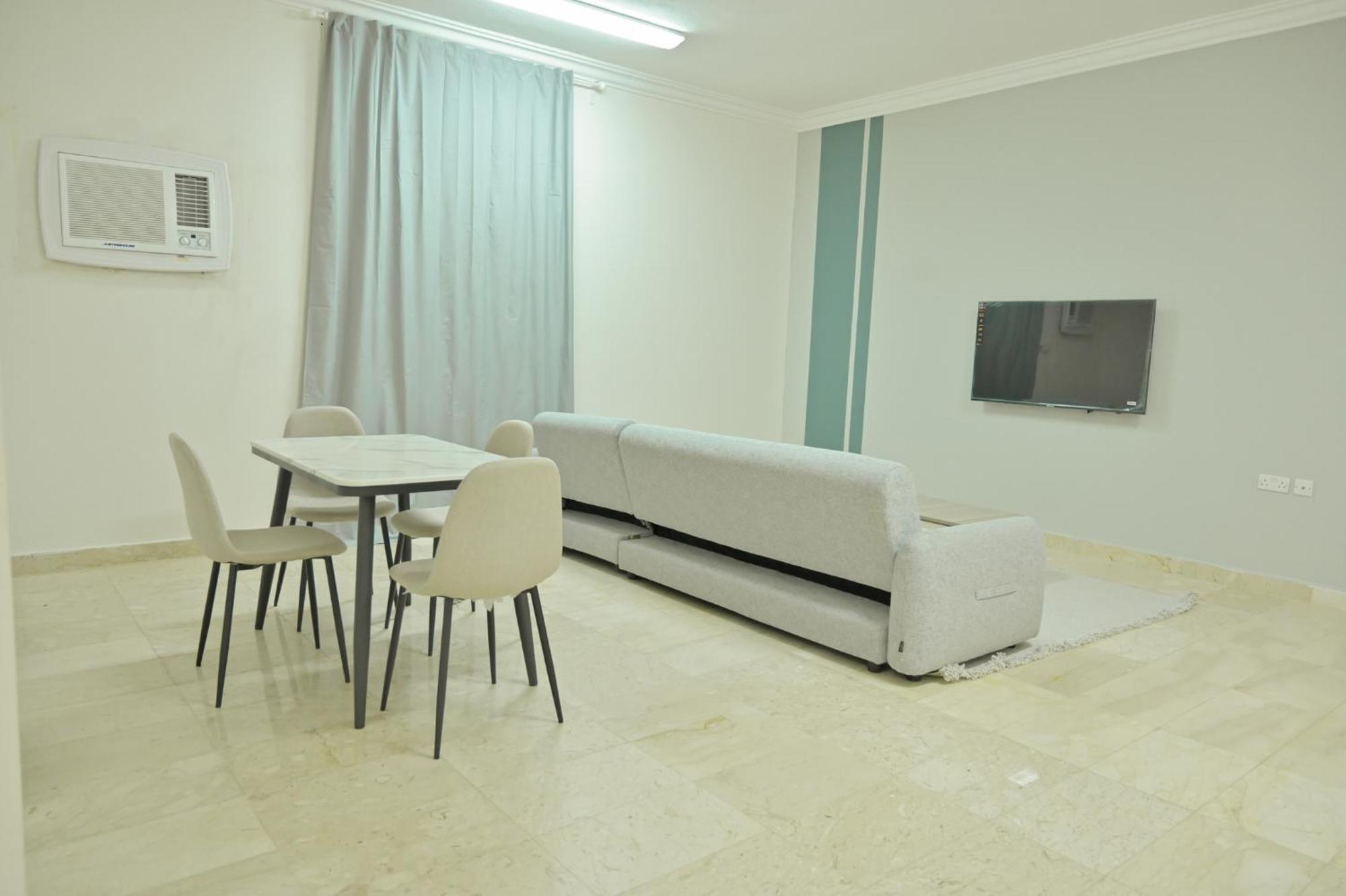 Modern & New Furnished - 10 Mins Drive To * Buraidah