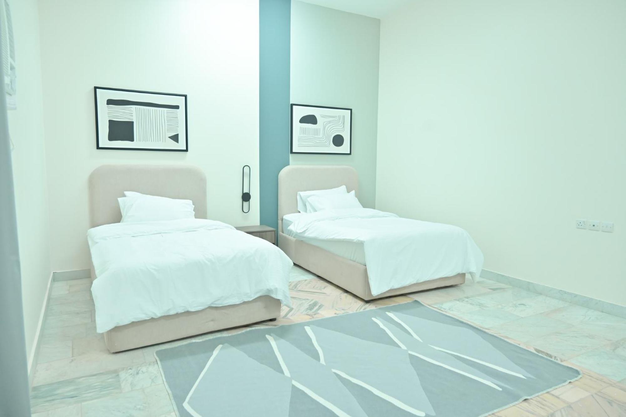 Modern & New Furnished - 10 Mins Drive To