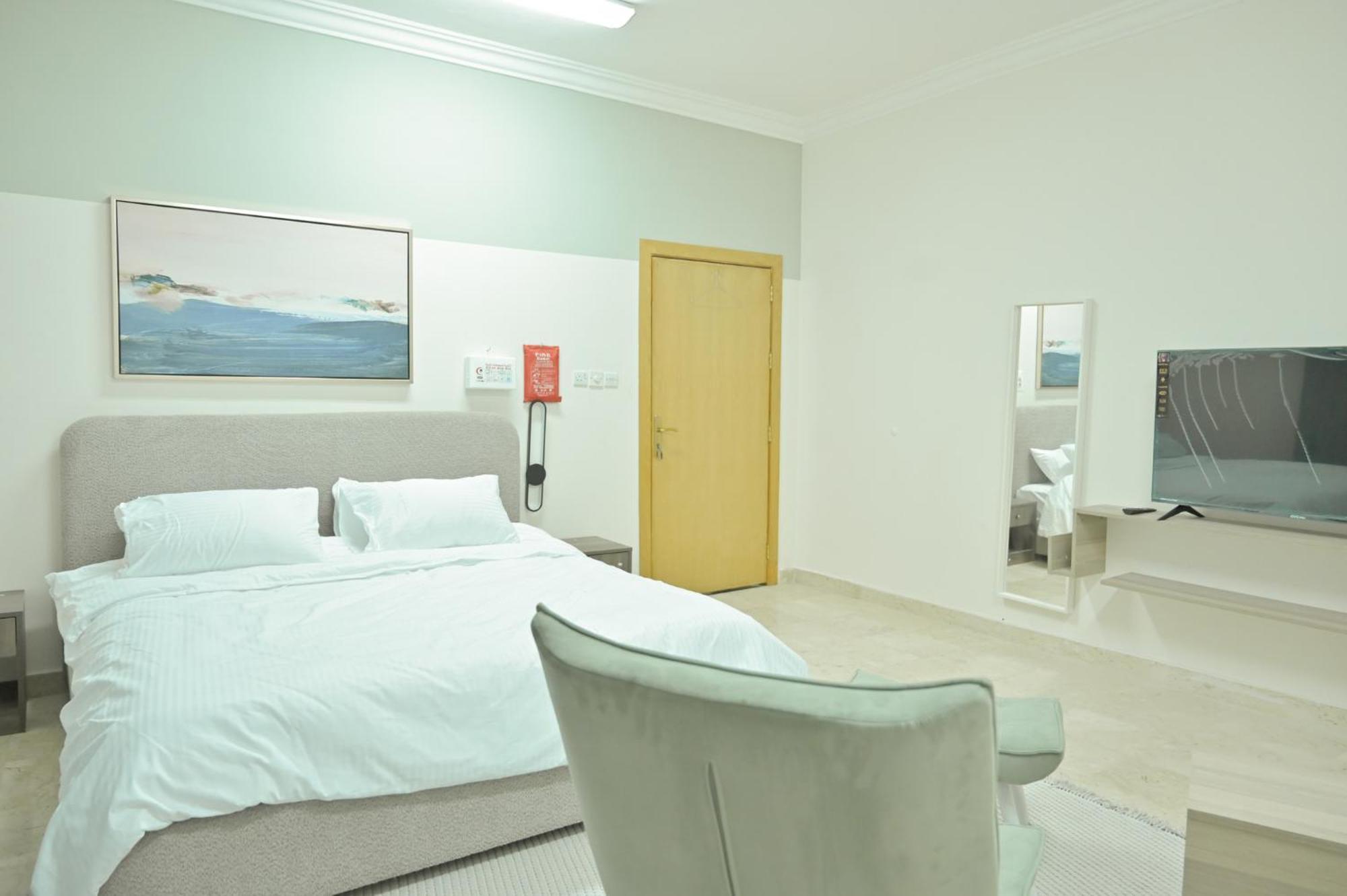 Appartement Modern & New Furnished - 10 Mins Drive To *